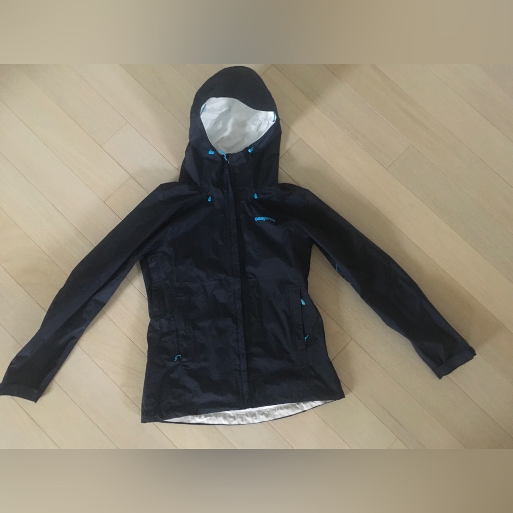Patagonia Torrentshell Jacket - Picture 2 of 9